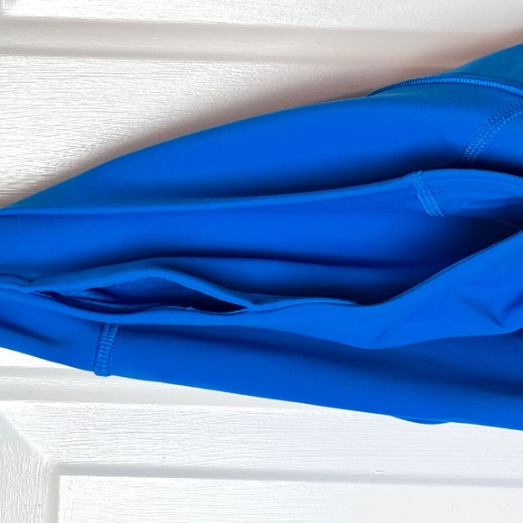 Lululemon Align High-Rise Wide-Leg Cropped Pants in Blue. EUC Size 6 - Picture 7 of 11